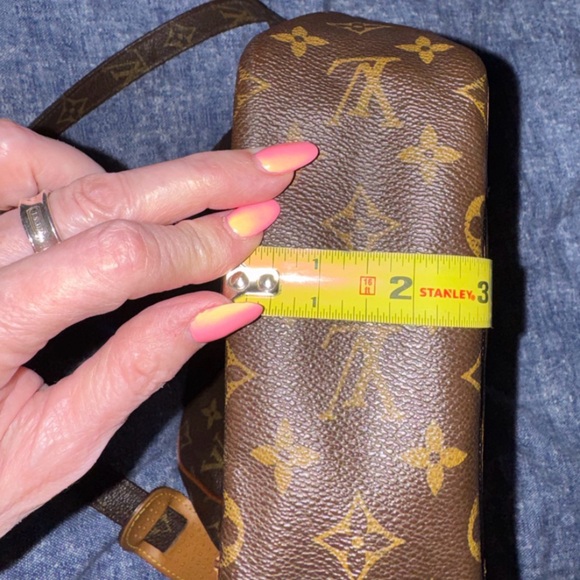 🔥 COA Louis Vuitton Danube Monogram Crossbody Bag in GUC 🔥 - Picture 15 of 15